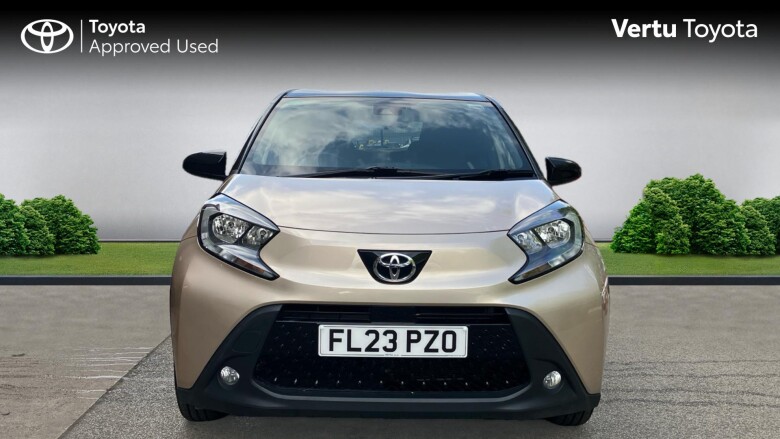 Toyota Aygo X 1.0 VVT-i Edge 5dr Petrol Hatchback